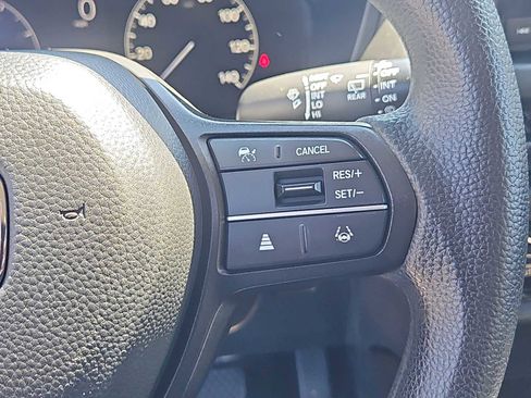 Used 2023 Honda HR-V LX image 20