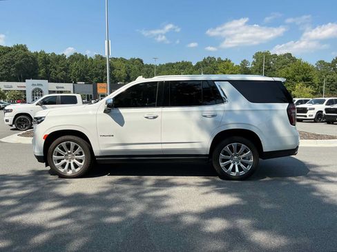 Used 2023 Chevrolet Tahoe Premier RWD image 2
