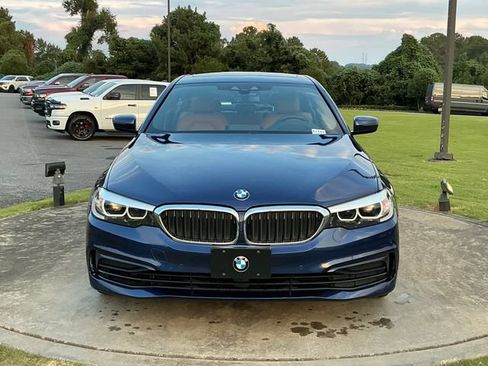 Used 2019 BMW 540i xDrive w/ Convenience Package AWD/4WD image 2