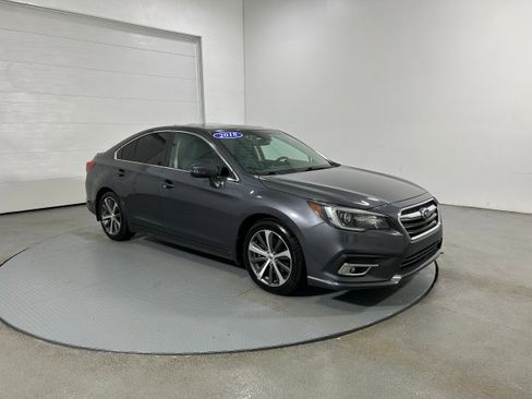 Used 2018 Subaru Legacy 3.6R Limited image 2