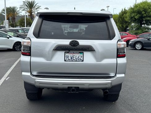 Used 2024 Toyota 4Runner TRD Off-Road AWD/4WD image 12
