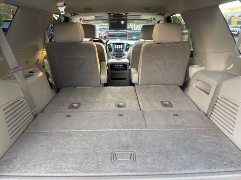 Used 2020 GMC Yukon Denali w/ Denali Ultimate Package image 32