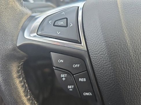 Used 2022 Ford Edge SEL w/ Convenience Package image 15