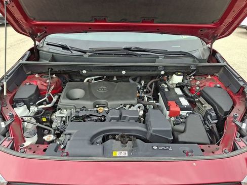 Used 2022 Toyota RAV4 XLE w/ Convenience Package AWD/4WD image 30
