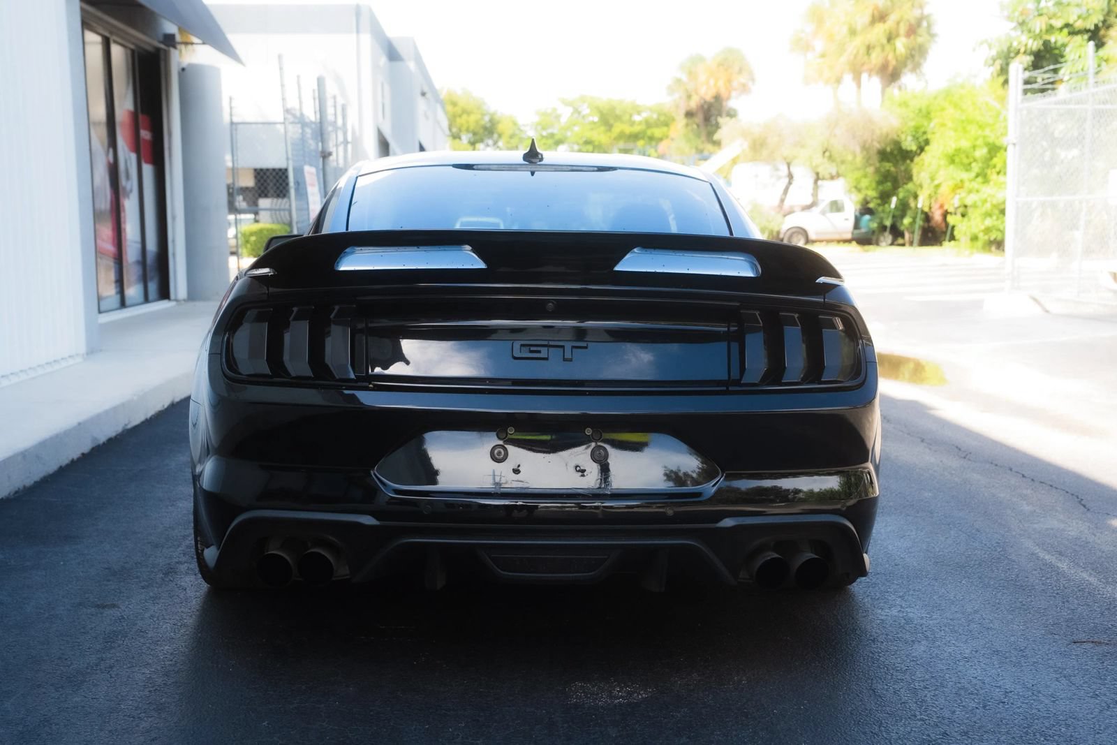 Used 2021 Ford Mustang GT Premium w/ Black Accent Package RWD image 9