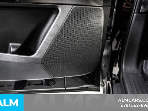 Used 2025 Nissan Pathfinder SV image 49