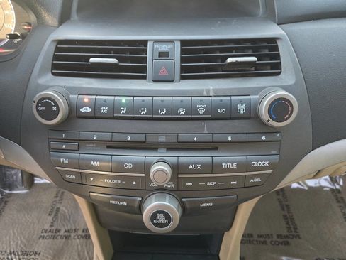 Used 2012 Honda Accord LX image 32