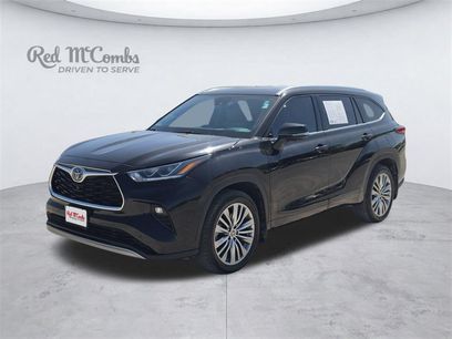 Used 2023 Toyota Highlander Platinum