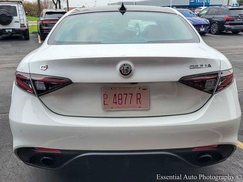 New 2025 Alfa Romeo Giulia w/ Veloce Package AWD image 5