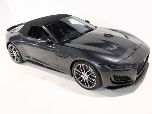 Used 2021 Jaguar F-TYPE R-Dynamic image 9