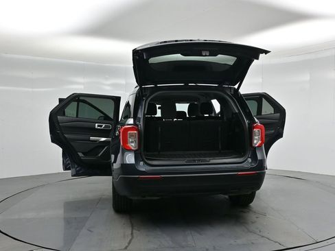 Certified 2022 Ford Explorer XLT image 35