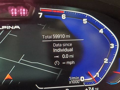 Used 2022 BMW ALPINA B7 xDrive image 42