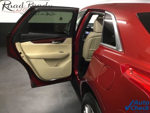Used 2019 Cadillac XT5 Luxury AWD/4WD image 30