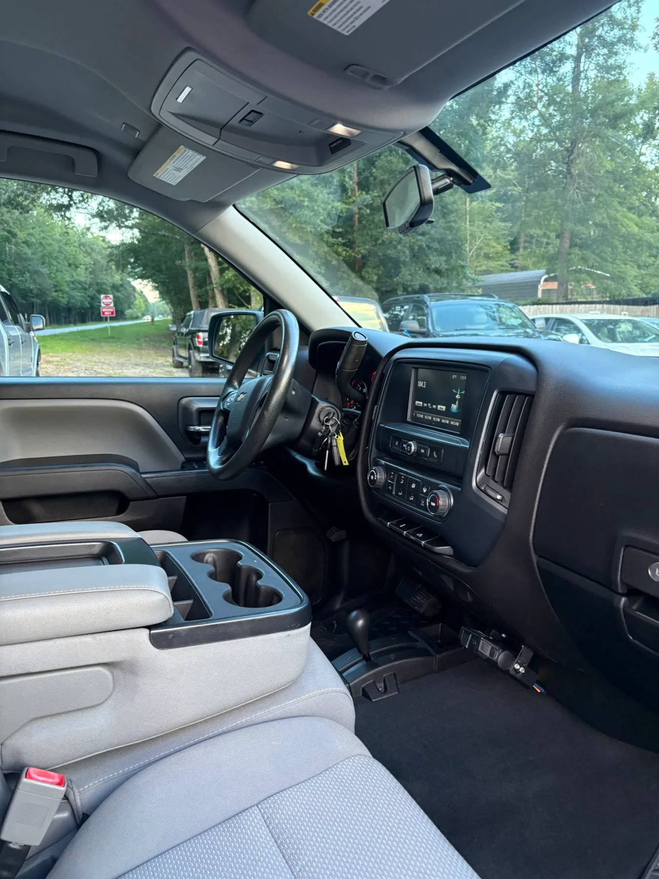 Used 2019 Chevrolet Silverado 1500 Custom w/ Custom Convenience Package AWD/4WD image 29