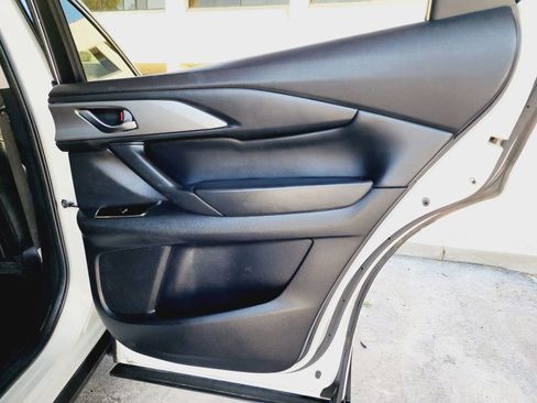 Used 2019 MAZDA CX-9 Touring AWD/4WD image 37