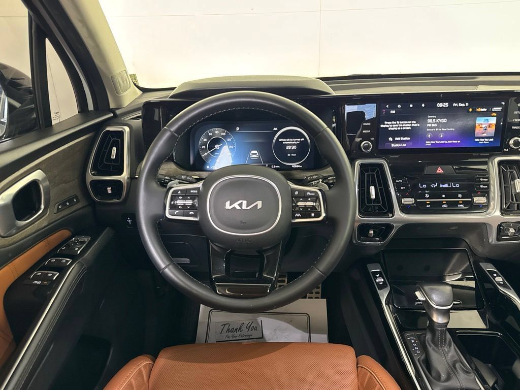 Used 2023 Kia Sorento SX Prestige AWD/4WD image 40