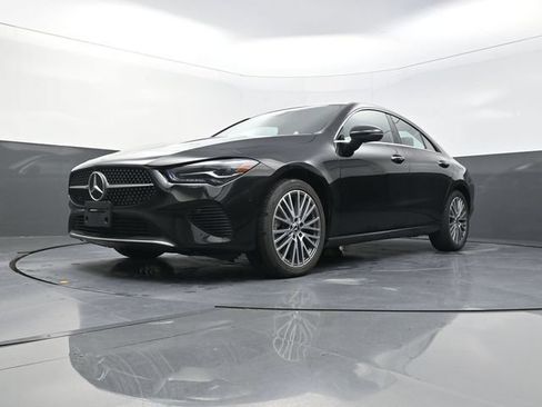 Used 2025 Mercedes-Benz CLA 250 image 33