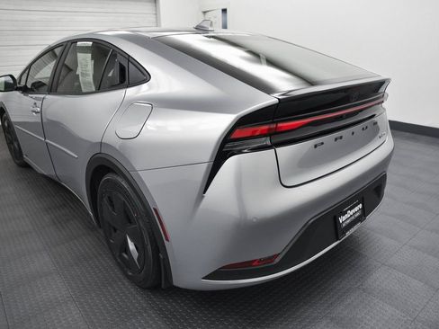 Used 2023 Toyota Prius Limited image 6