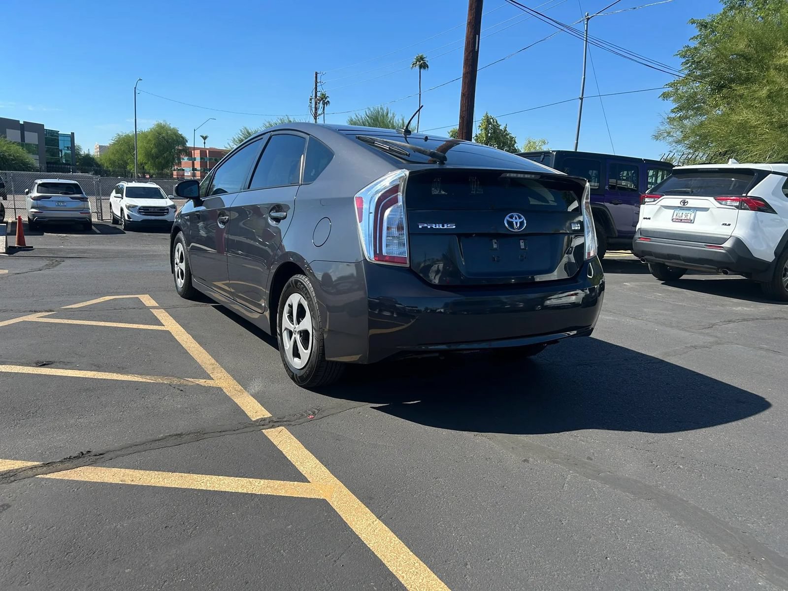 Used 2013 Toyota Prius Three w/ Solar Roof Pkg FWD image 7