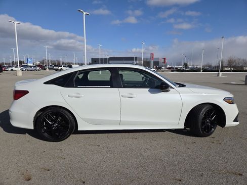 Used 2023 Honda Civic Sport image 18