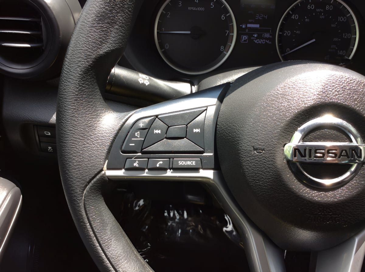 Used 2020 Nissan Kicks S FWD image 23