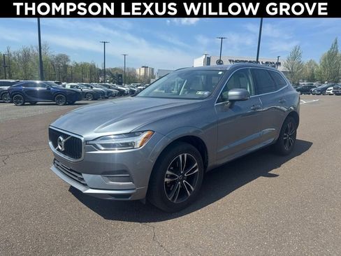 Used 2020 Volvo XC60 T5 Momentum w/ Protection Package Premier image 1