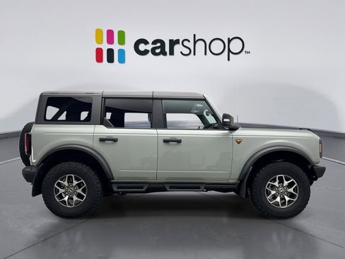 Used 2024 Ford Bronco Badlands image 6