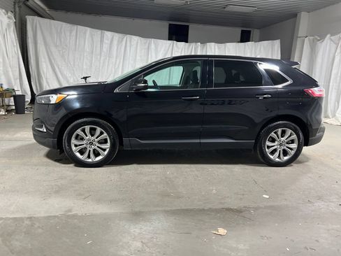 Used 2024 Ford Edge Titanium AWD/4WD image 4