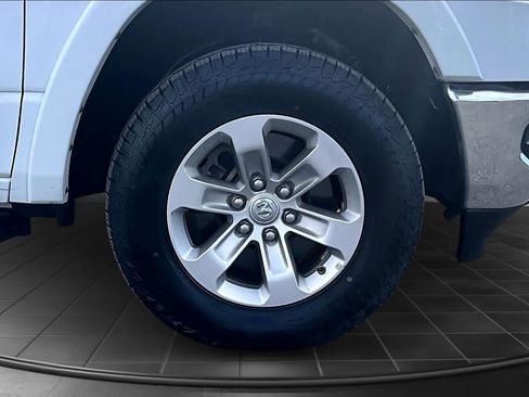 Used 2021 RAM 1500 Laramie w/ Off Road Group image 34