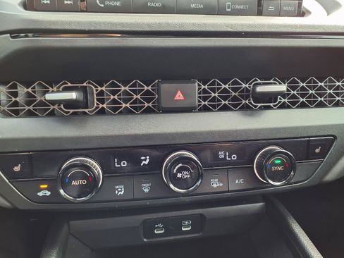 Certified 2024 Honda Accord EX image 8