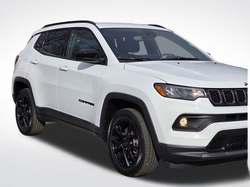 New 2026 Jeep Compass Latitude AWD/4WD image 40