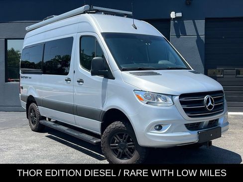 Used 2022 Mercedes-Benz Sprinter 2500 image 7