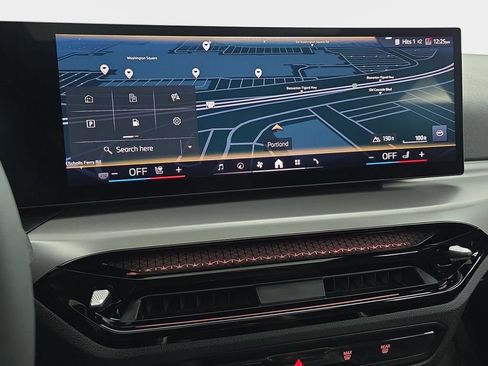 New 2026 BMW 330i xDrive Sedan w/ M Sport Package AWD/4WD image 22