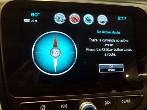 Used 2018 Chevrolet Equinox LT w/ Sun & Infotainment Package image 22