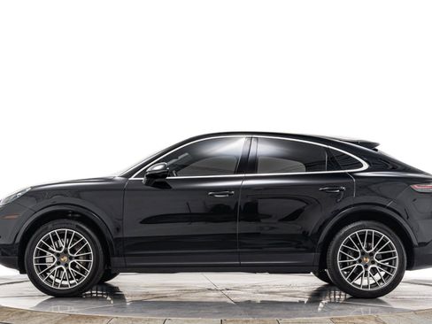 Used 2022 Porsche Cayenne Coupe AWD/4WD image 6