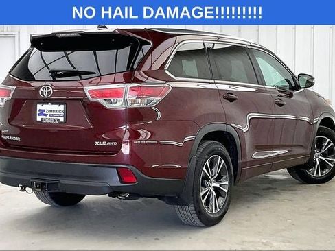 Used 2016 Toyota Highlander XLE AWD/4WD image 12