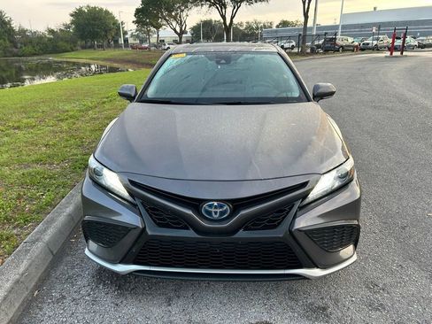 Used 2024 Toyota Camry XSE FWD image 9