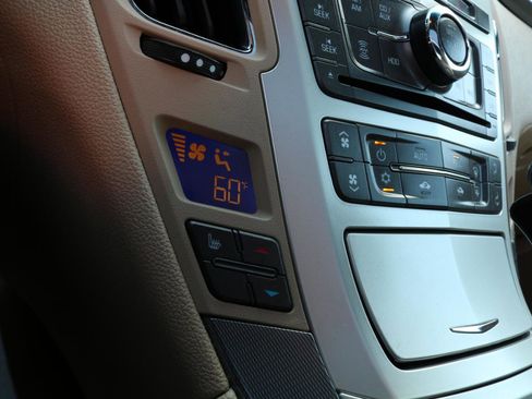 Used 2014 Cadillac CTS Performance image 39