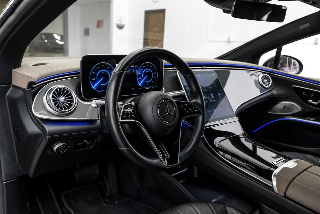 Used 2023 Mercedes-Benz EQS 450+ Sedan image 3