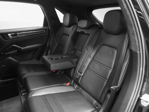 Certified 2021 Porsche Cayenne GTS image 42