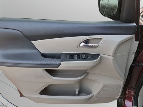 Used 2016 Honda Odyssey EX-L image 24