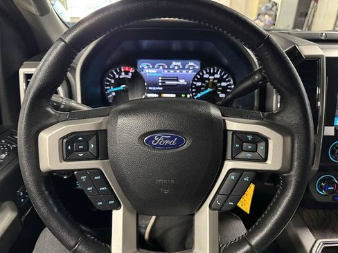 Used 2019 Ford F250 Lariat AWD/4WD image 17
