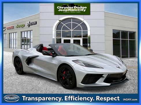 Used 2026 Chevrolet Corvette Stingray Convertible w/ 1LT RWD image 1