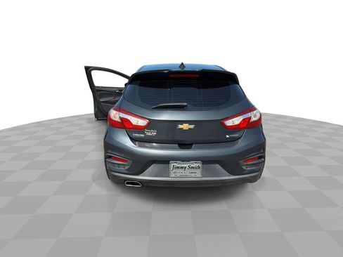 Used 2017 Chevrolet Cruze Premier FWD image 7