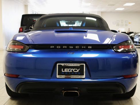 Used 2018 Porsche 718 Boxster RWD image 7