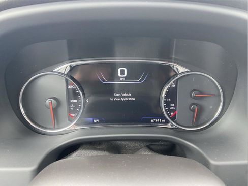 Used 2023 GMC Acadia AT4 w/ GMC Pro Grade Package AWD/4WD image 9