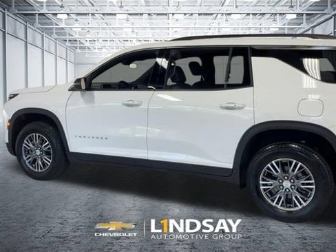 Certified 2025 Chevrolet Traverse LT AWD/4WD image 7