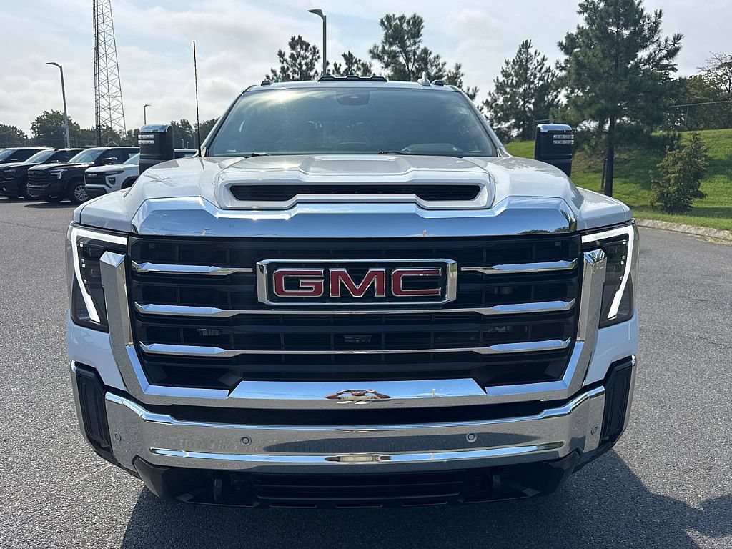 Used 2025 GMC Sierra 2500 SLT w/ SLT Premium Package AWD/4WD image 9