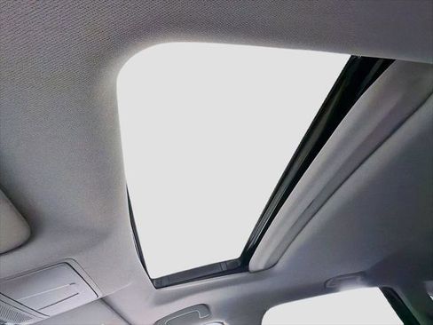 Used 2017 Acura MDX SH-AWD w/ Technology Package image 23