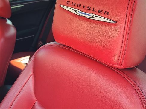 Used 2021 Chrysler 300 Touring w/ Sport Appearance Package image 15